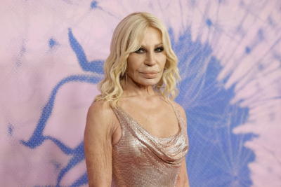 Донателлу Версаче "свергли": легендарный дизайнер покинула Versace против своей воли
