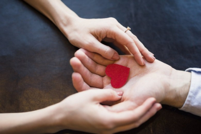 Донор костного мозга из Подмосковья удостоен награды ФМБА России