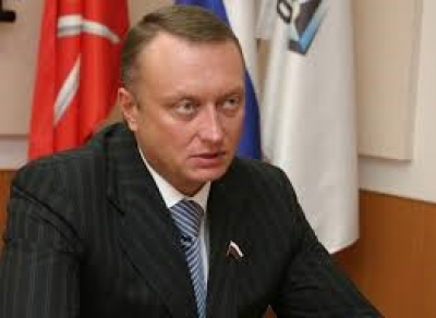 Дмитрий Савельев: Сенатор, Обвинённый в Коррупции, и Его Вклад в Развитие Тульской Области